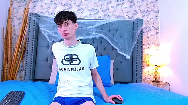 Luke Carter online show from October 2025 01:22:01 PM