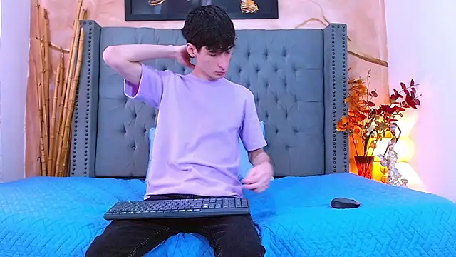 Luke Carter online show from December 2025 01:06:01 PM