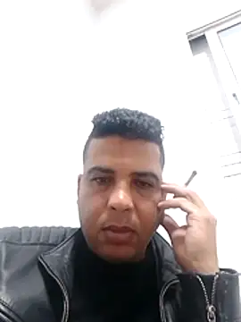 Snapshot of radois54 chatting on May 2026 11:23:01 PM radois54 online show from May 2026 11:23:01 PM
