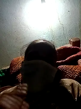 Snapshot of Hot-honi chatting on September 2025 03:06:02 PM Hot-honi online show from September 2025 03:06:02 PM