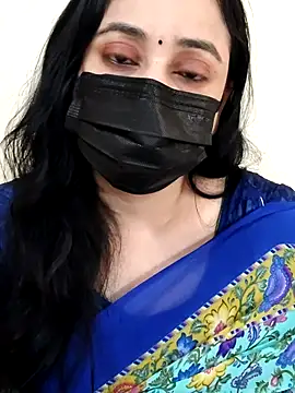 Monica cams online show from October 2025 04:52:01 AM