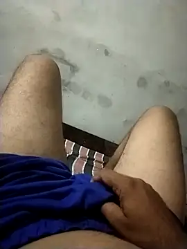 Manjit009 online show from September 2025 07:04:01 PM