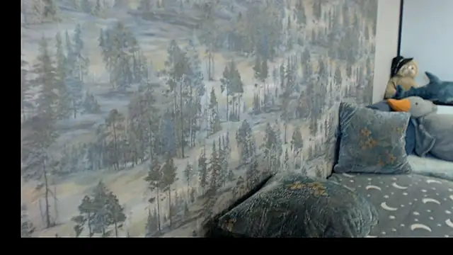 Snapshot of __Elina__ chatting on October 2025 03:40:01 AM Elina online show from October 2025 03:40:01 AM