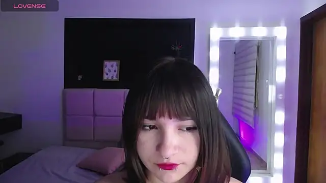  Charlotte Collins  online show from October 2025 03:35:01 PM