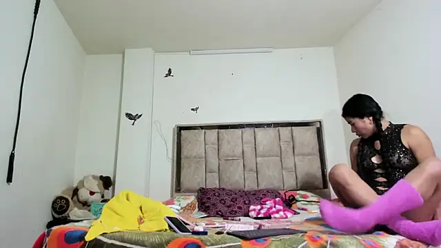 sophiaydaphne online show from November 2025 02:49:02 PM