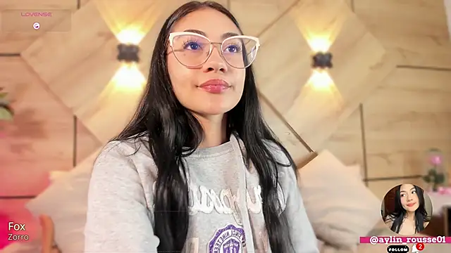 Snapshot of aylin_rousse chatting on October 2025 07:34:01 PM aylin rousse online show from October 2025 07:34:01 PM