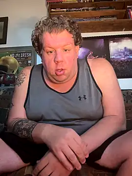 Stephanie1984 online show from October 2025 06:05:02 PM