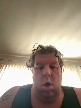 Stephanie1984 online show from October 2025 12:04:02 PM