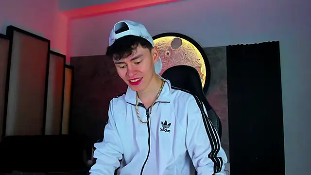 Snapshot of Deivid_oficial20 chatting on November 2025 07:47:01 PM Deivid oficial20 online show from November 2025 07:47:01 PM