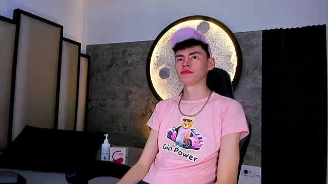 Snapshot of Deivid_oficial20 chatting on November 2025 07:47:01 PM Deivid oficial20 online show from November 2025 07:47:01 PM