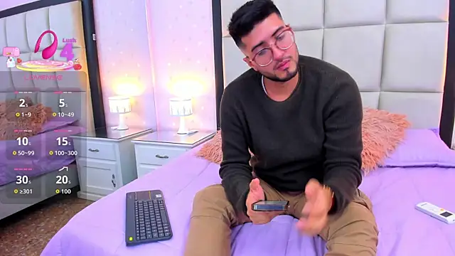 bryXonStorm online show from September 2025 10:45:02 PM