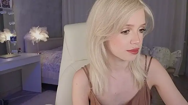 I am joss online show from February 2026 11:45:01 PM