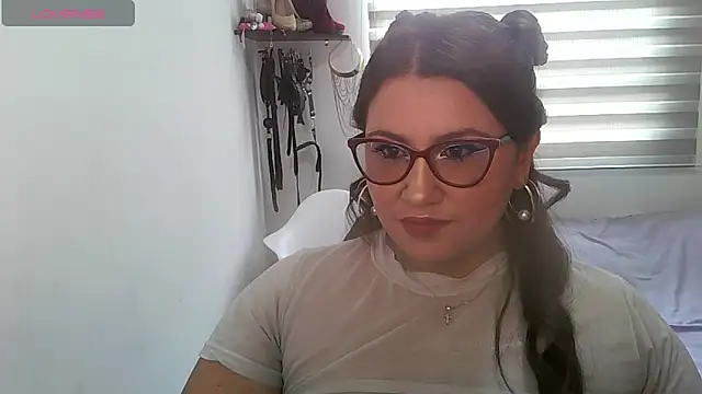Snapshot of Vesper_Vixen chatting on October 2025 02:34:01 PM Vesper Vixen online show from October 2025 02:34:01 PM
