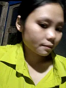 omiu-baby online show from October 2025 10:43:02 PM