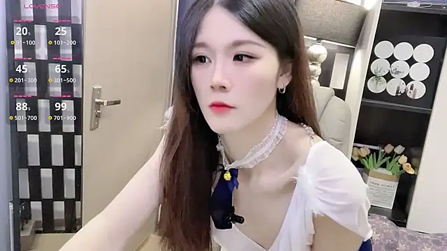 Yueyue-MM online show from November 2025 01:27:01 AM