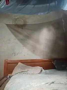 simi-lucy online show from January 2026 01:29:01 AM