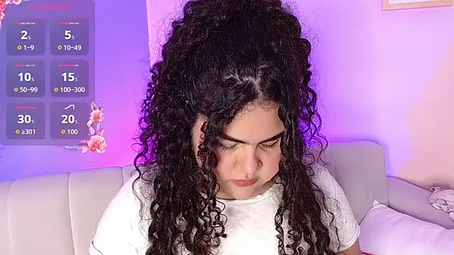 lourdes moon22 online show from December 2025 12:18:02 AM