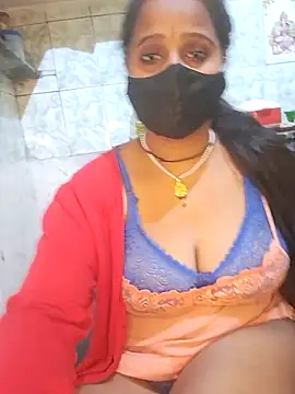 Minu love online show from January 2026 07:23:01 PM