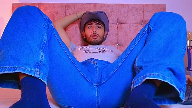 Snapshot of Ares_Alpha chatting on October 2025 07:57:02 PM Ares Alpha online show from October 2025 07:57:02 PM