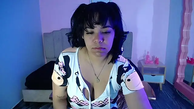 Vivi rosse ch online show from October 2025 03:29:01 AM