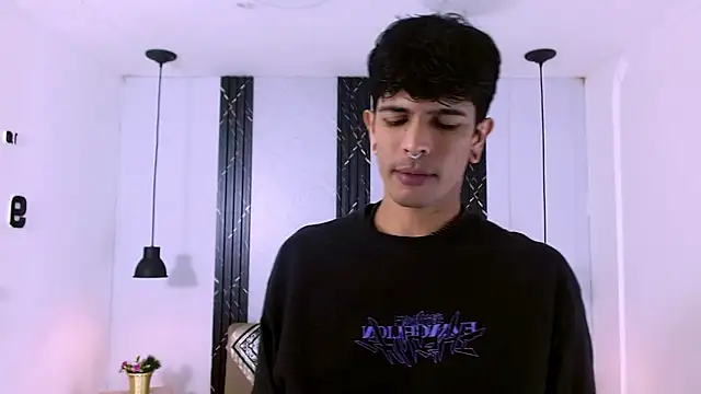 Snapshot of Franvill_Trato chatting on January 2026 07:48:02 PM Franvill Trato online show from January 2026 07:48:02 PM