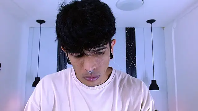 Snapshot of Franvill_Trato chatting on March 2026 07:22:02 PM Franvill Trato online show from March 2026 07:22:02 PM