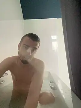 jaycoy22 online show from January 2026 01:26:01 PM