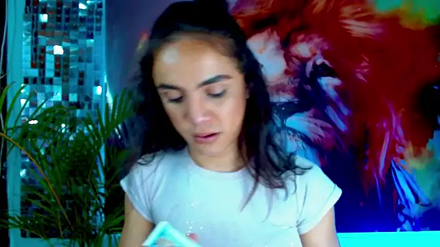 Snapshot of Cristal_Gem1 chatting on September 2025 10:31:01 PM Cristal Gem1 online show from September 2025 10:31:01 PM