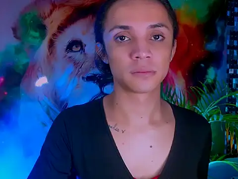 Snapshot of Cristal_Gem1 chatting on October 2025 01:33:02 AM Cristal Gem1 online show from October 2025 01:33:02 AM