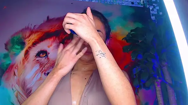 Snapshot of Cristal_Gem1 chatting on November 2025 12:16:01 PM Cristal Gem1 online show from November 2025 12:16:01 PM