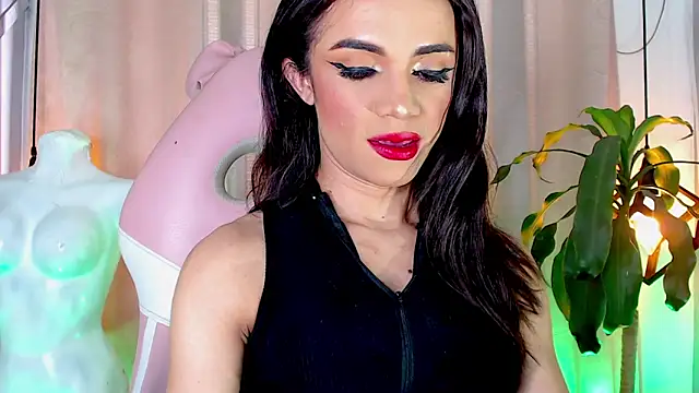 Snapshot of Cristal_Gem1 chatting on April 2026 12:29:02 PM Cristal Gem1 online show from April 2026 12:29:02 PM