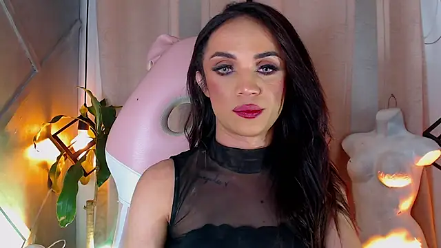 Snapshot of Cristal_Gem1 chatting on May 2026 12:07:01 AM Cristal Gem1 online show from May 2026 12:07:01 AM