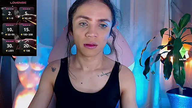 Snapshot of Cristal_Gem1 chatting on May 2026 11:49:01 AM Cristal Gem1 online show from May 2026 11:49:01 AM