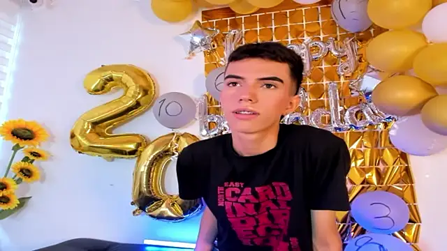 Snapshot of dylan_202520_ chatting on September 2025 11:36:02 AM dylan 202520 online show from September 2025 11:36:02 AM