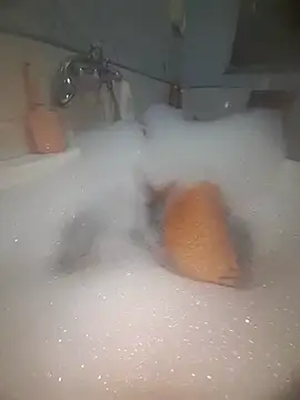 Snapshot of gigilola84 chatting on November 2025 04:49:02 PM gigilola84 online show from November 2025 04:49:02 PM