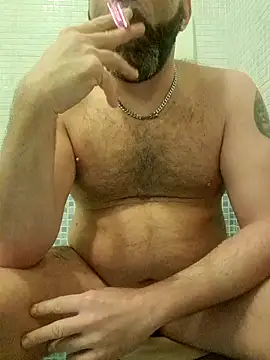 Snapshot of gigilola84 chatting on November 2025 05:18:02 AM gigilola84 online show from November 2025 05:18:02 AM