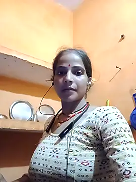 Snapshot of Miss_143 chatting on September 2025 04:25:02 AM Miss 143 online show from September 2025 04:25:02 AM