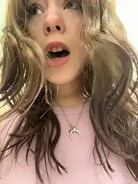 Mimiumuy online show from November 2025 03:24:02 PM