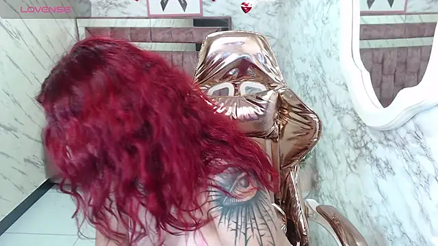 Red Bunny v online show from December 2025 01:21:02 AM