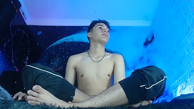 Snapshot of SemerHott chatting on October 2025 01:25:01 PM SemerHott online show from October 2025 01:25:01 PM