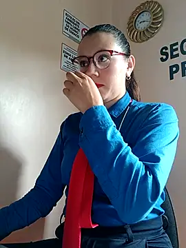 Hannah-colx online show from October 2025 01:18:01 PM