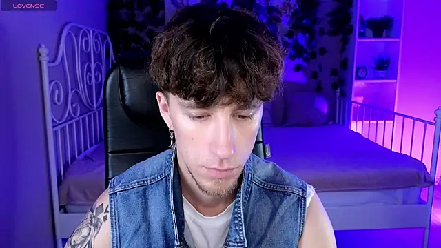 mark caron online show from October 2025 08:07:02 PM