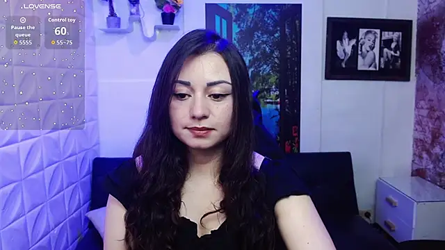 Eva Roussell online show from November 2025 04:41:01 PM