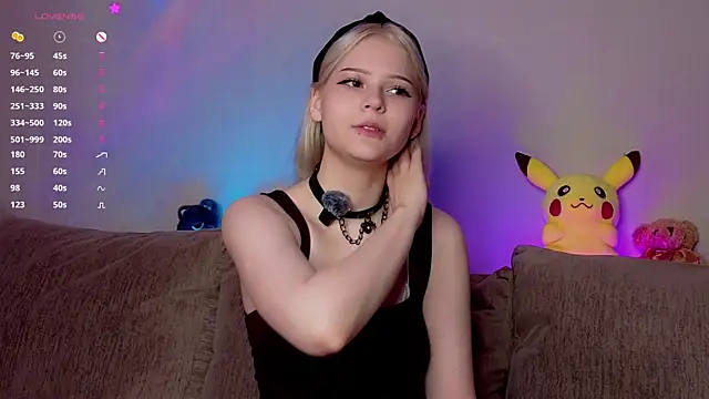 RavenKitten  online show from July 2026 02:43:01 AM