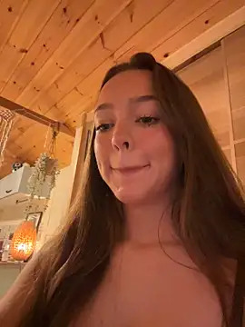 Snapshot of LillieOlive chatting on September 2025 10:33:02 PM LillieOlive online show from September 2025 10:33:02 PM