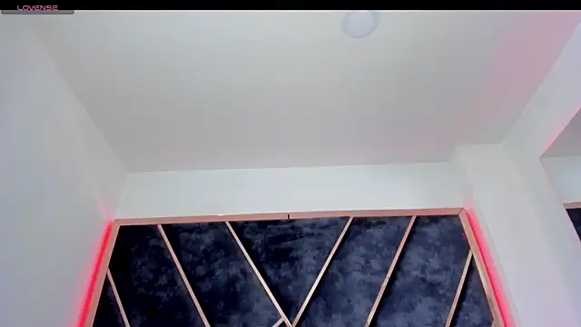 SusanaHenao online show from October 2025 07:14:01 PM