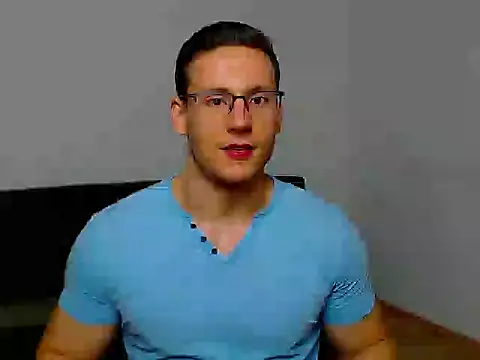 Snapshot of ZeinMiracles chatting on September 2025 08:30:01 PM ZeinMiracles online show from September 2025 08:30:01 PM