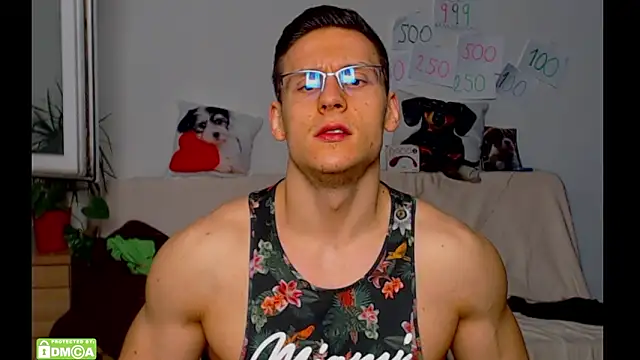 ZeinMiracles online show from February 2026 09:48:02 PM