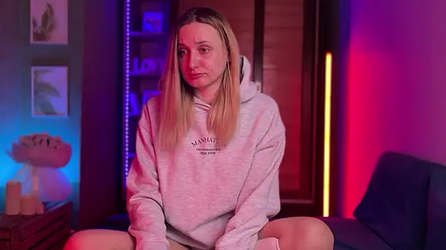 LovaMay online show from March 2026 09:34:02 PM