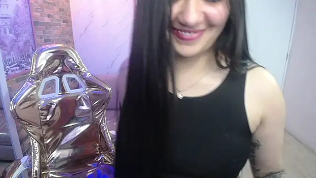 Snapshot of Ivony18_b chatting on September 2025 03:13:02 PM Ivony18 b online show from September 2025 03:13:02 PM